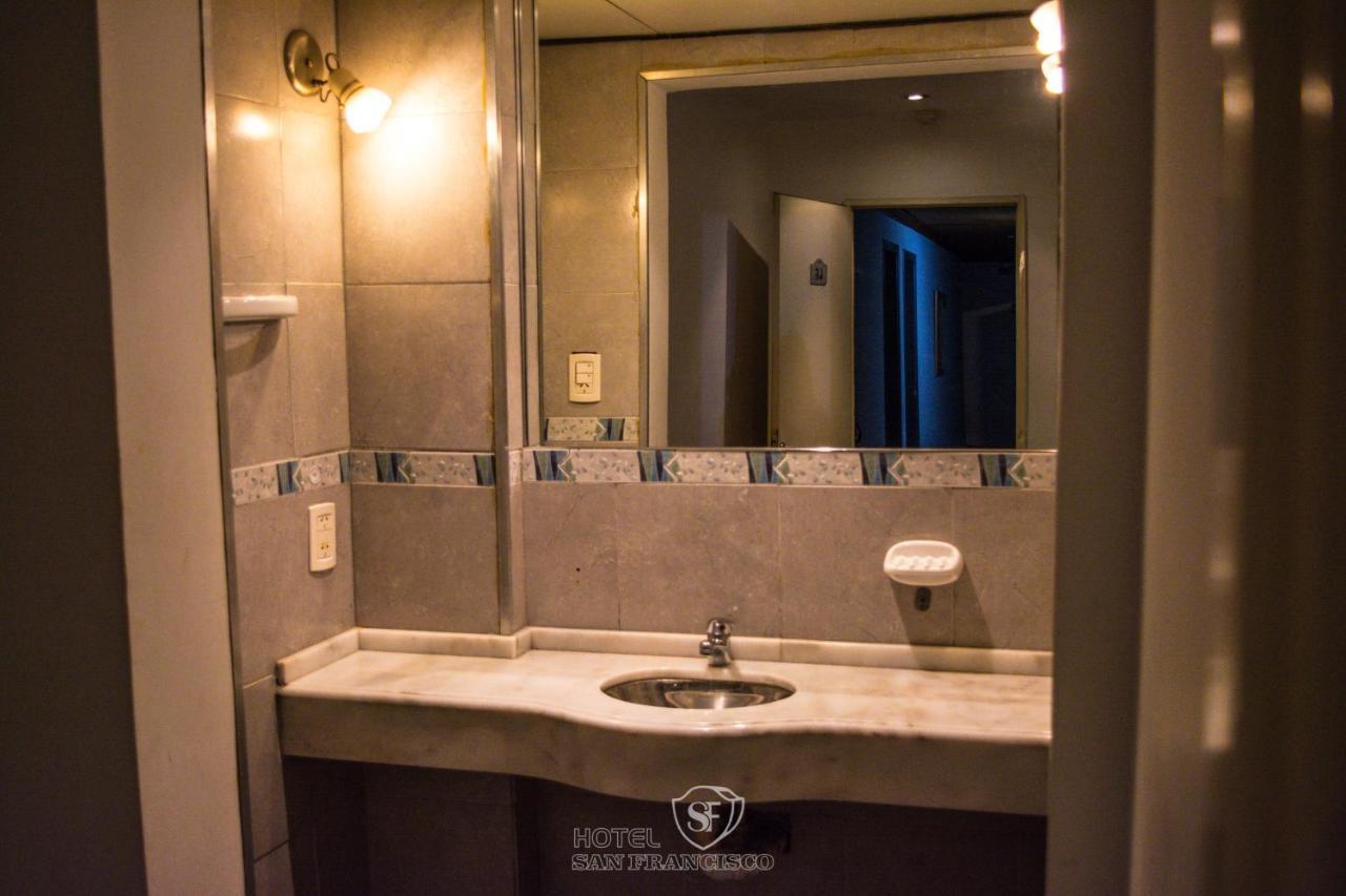 Hotel San Francisco Сан-Хуан Экстерьер фото